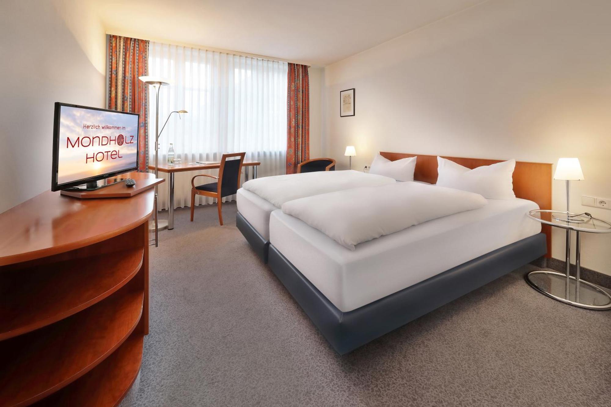 Veitshöchheim Hotel Mueller Cafe & Wein - Mondholzhotel מראה חיצוני תמונה